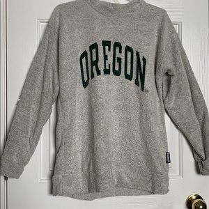 Oregon pullover sweater
